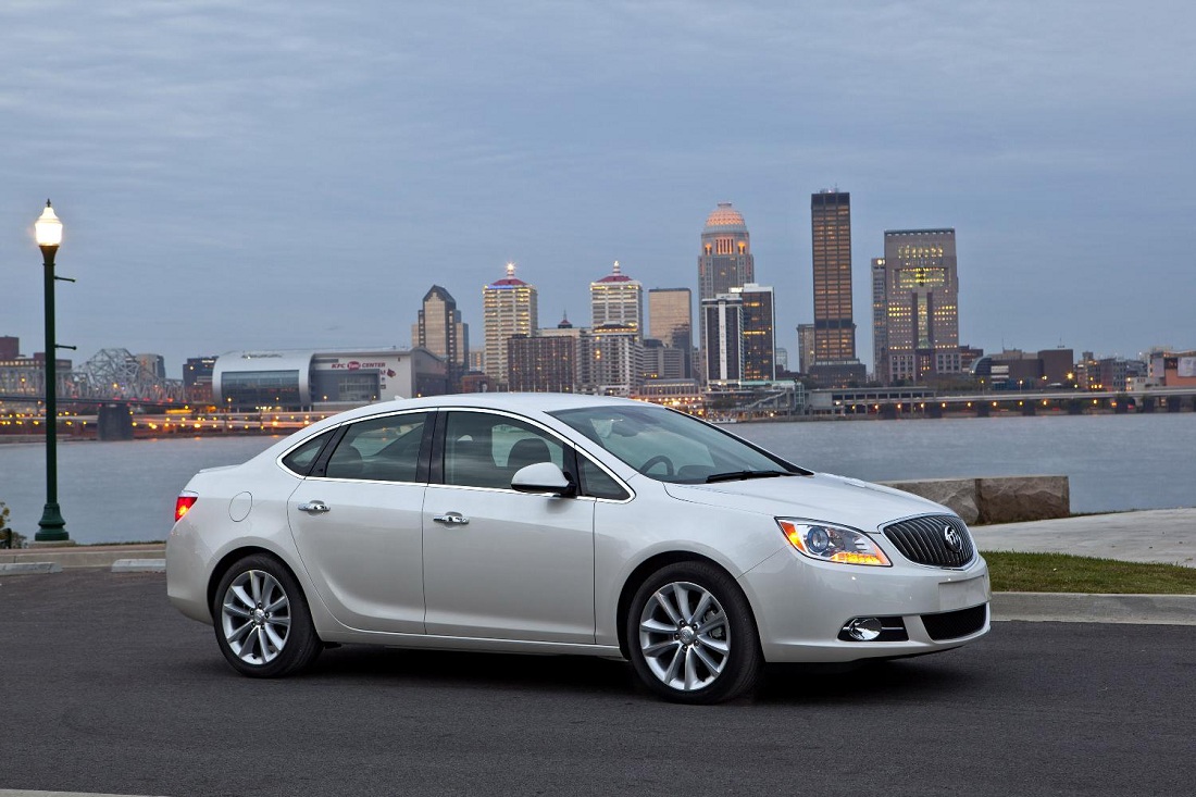 Buick Verano Turbo 2013 (5).jpg